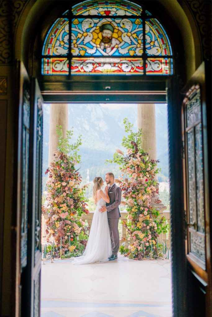 Wedding At Cantacuzino Castle